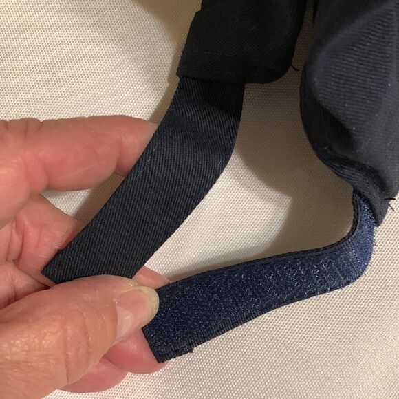 Cat Caterpillar cap with Velcro adjustable closure black - Picture 5 of 5